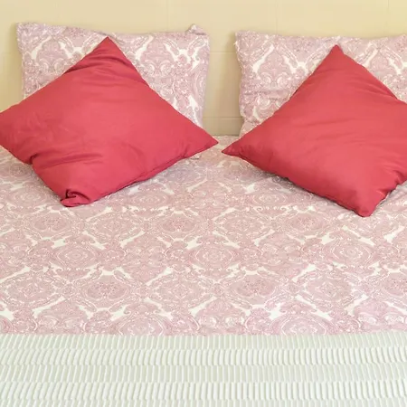 Luxury Penthouse,first Line דירה *