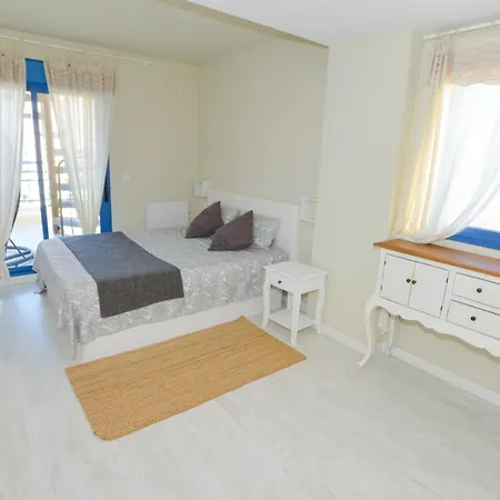 Luxury Penthouse,first Line